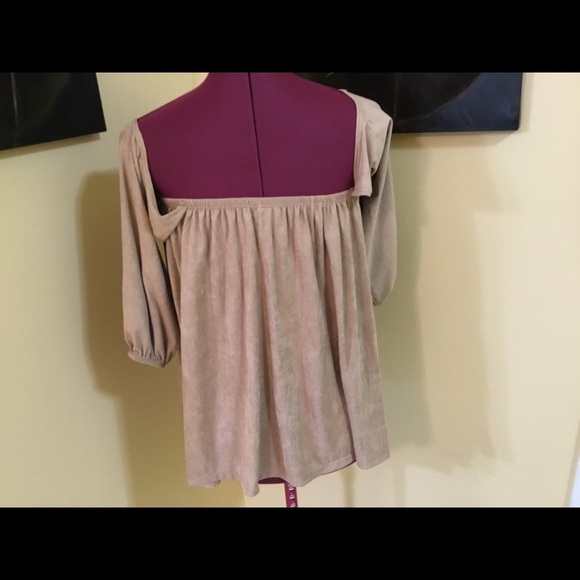 Boy Language Women’s Off The Shoulder Faux Suede Blouse NWOT - Picture 2 of 7